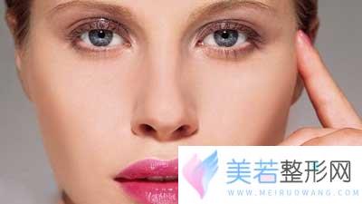 有法令纹怎么办？选自体脂肪和玻尿酸除皱果自然!