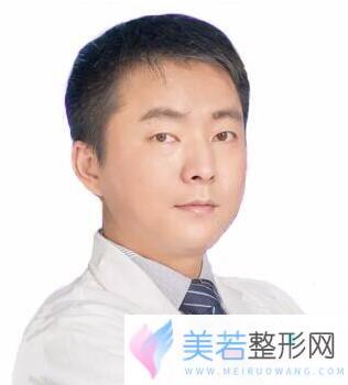肖育亮