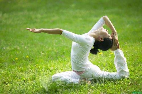 做过隆胸手术之后如何避免烦人的包膜痉挛?